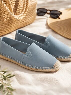 Old Navy Light Blue Canvas Espadrille Slip-Ons Size 9